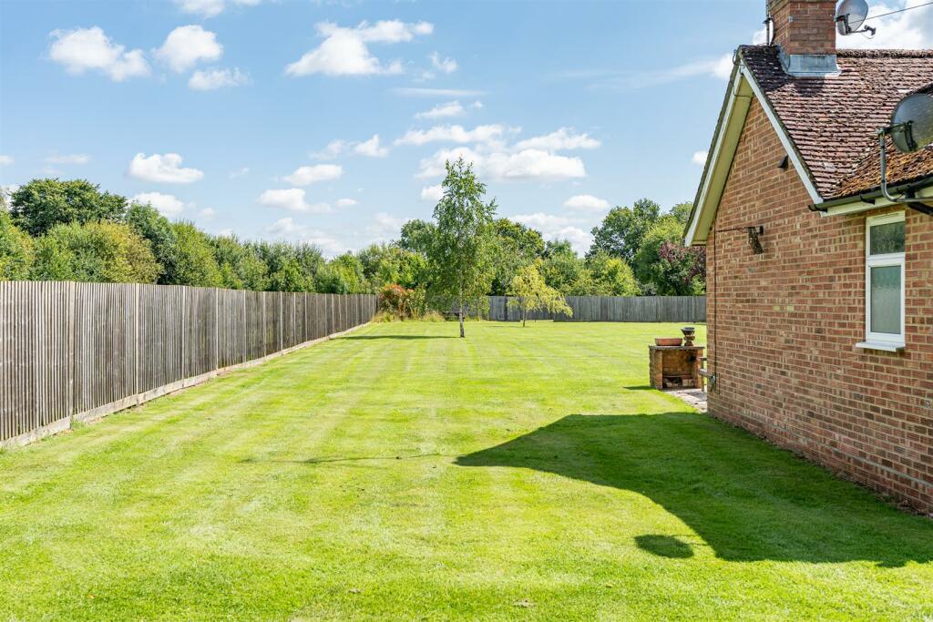 Additional image 18 of Orchard Road, Tewin