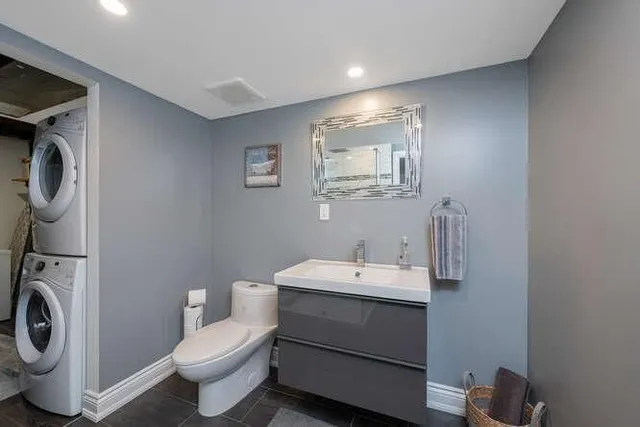 Additional image 40 of 1523 RUSHOLME Cres