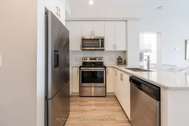 Additional image 4 of 340 Plains Rd Unit 512