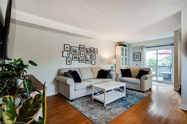 Additional image 8 of 31 Moss Blvd Unit 17
