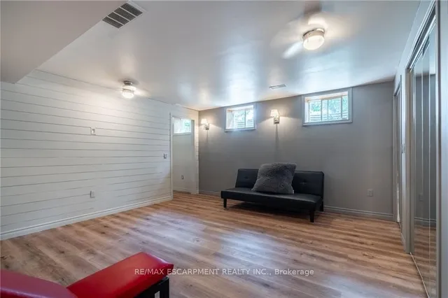 Additional image 30 of 769 Old York Rd