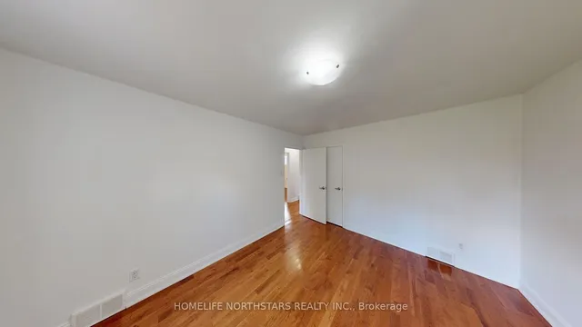 Additional image 24 of 65 Lexfield Ave