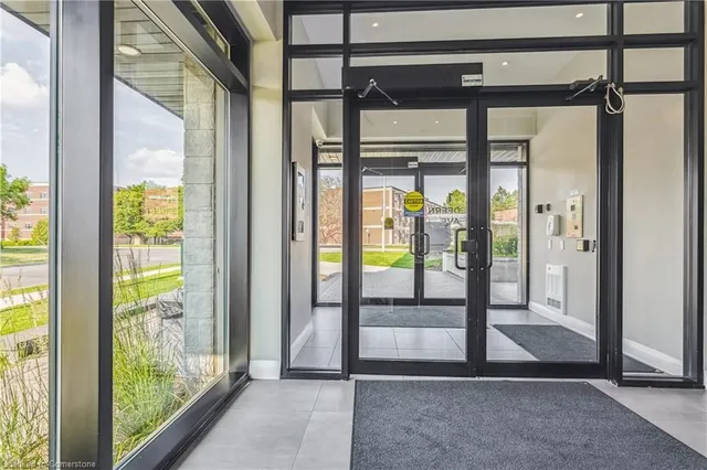 Additional image 5 of 1 Redfern Avenue Ave Unit 220