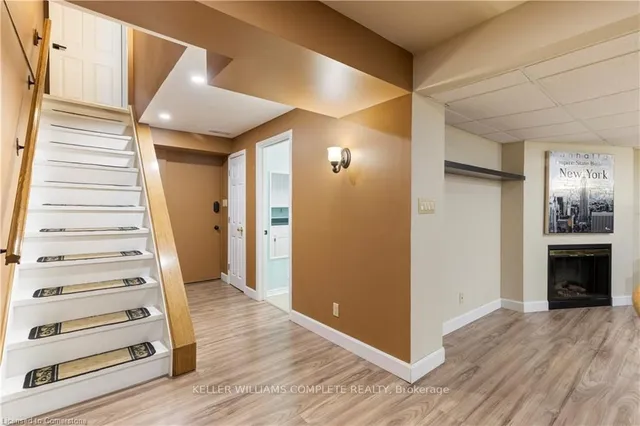 Additional image 33 of 11 Waterford Cres