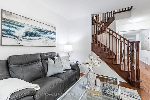 Additional image 6 of 676 Speyer Circ