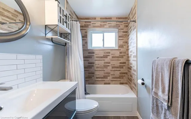 Additional image 10 of 30 Larch St