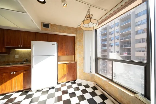 Additional image 9 of 49 Robinson St Unit 801