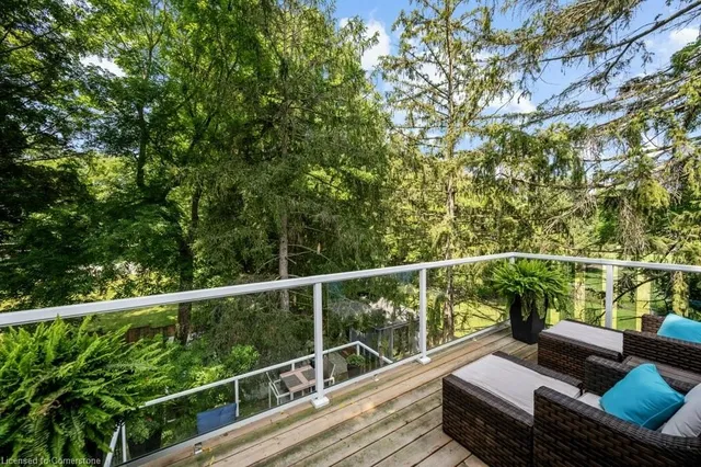 Additional image 35 of 89 Lynden Rd