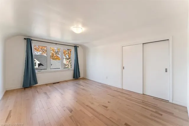 Additional image 21 of 106 Simcoe St