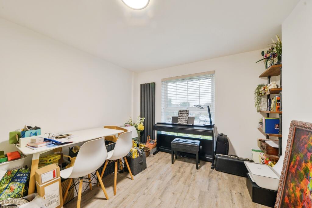 Additional image 5 of Mayfield, Welwyn Garden City, AL8