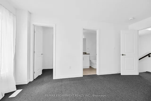 Additional image 16 of 61 Soho St Unit 42