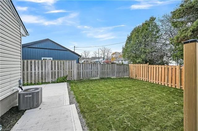 Additional image 6 of 4 James Ave