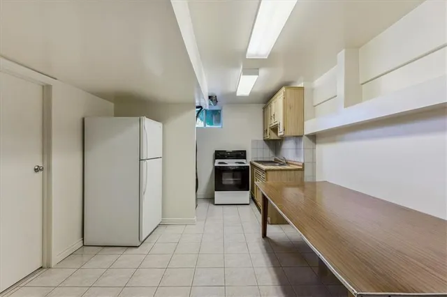 Additional image 26 of 335 YORK Rd