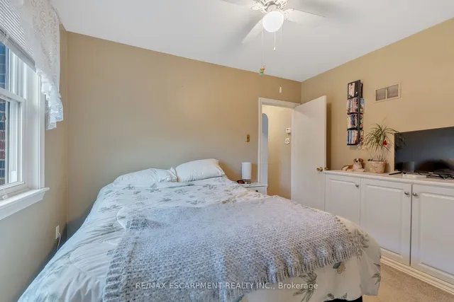 Additional image 18 of 67 Galbraith Dr