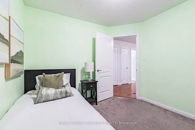 Additional image 34 of 676 Speyer Circ