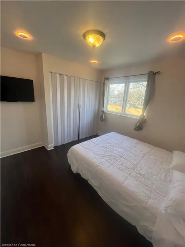 Additional image 13 of 14 Townsend Ave