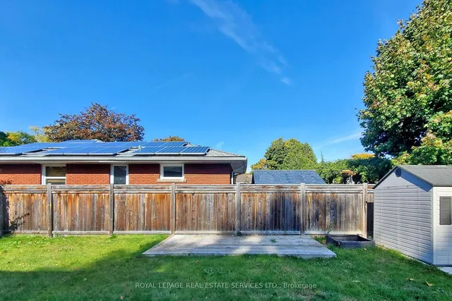 Additional image 40 of 4 Mcmaster Ave