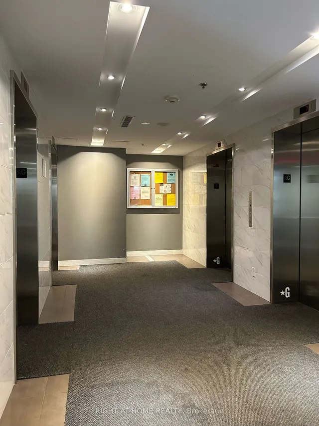 Additional image 5 of 38 Joe Shuster Way Unit 318