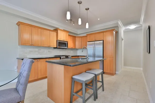 Additional image 12 of 289 PLAINS Rd Unit 24