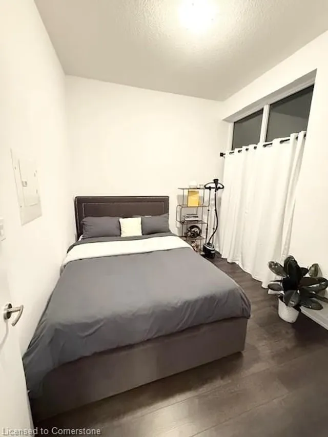 Additional image 28 of 470 Dundas St Unit 102