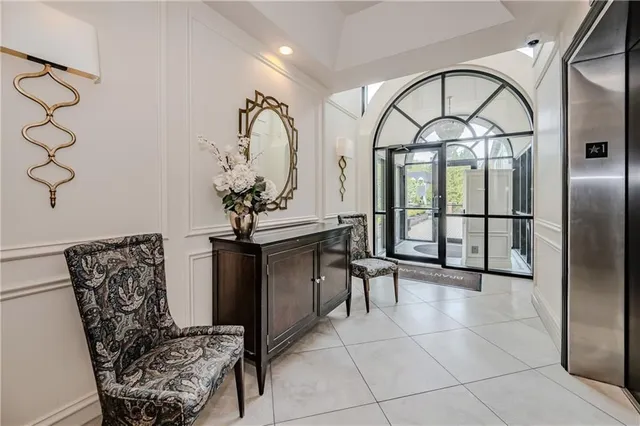 Additional image 5 of 2220 LAKESHORE Rd