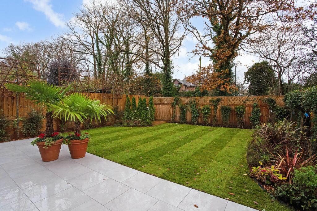 Additional image 18 of Moreton End Lane, Harpenden, AL5