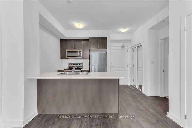 Additional image 16 of 460 Dundas St Unit 308