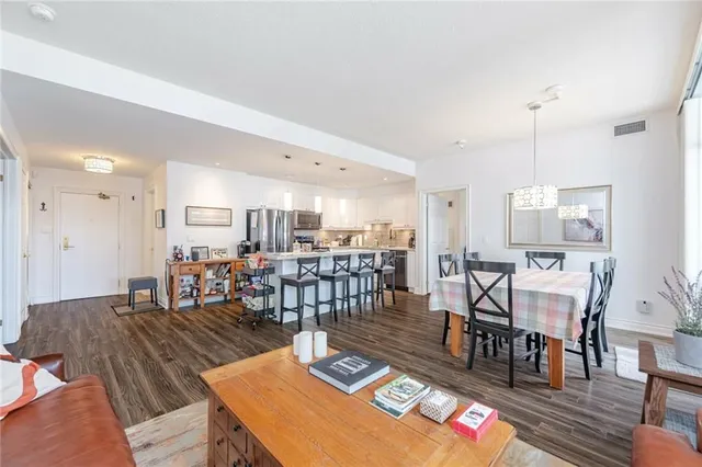 Additional image 9 of 399 ELIZABETH ST St Unit 210