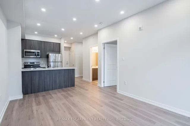 Additional image 18 of 125 Shoreview Pl Unit 205