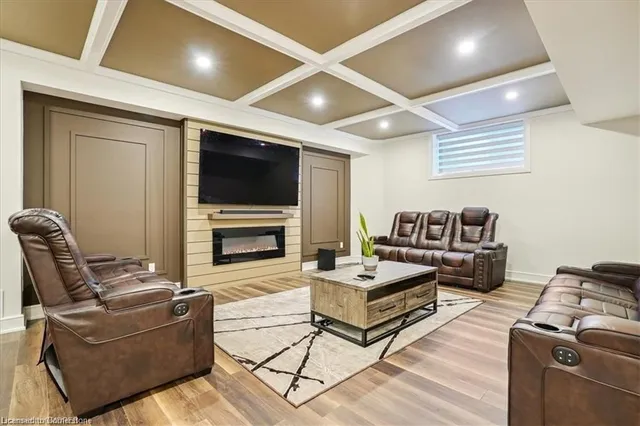 Additional image 38 of 166 Concession St