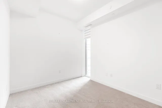 Additional image 9 of 450 Dundas St Unit 407