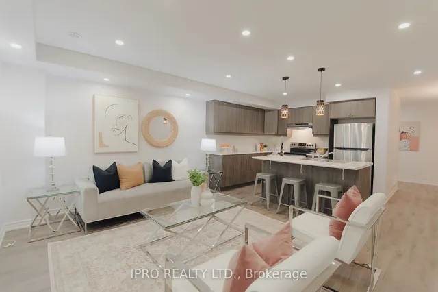 Additional image 7 of 992 Balsam Crt