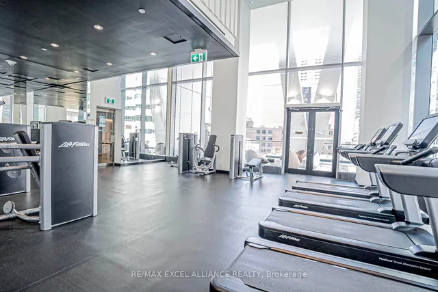 Additional image 16 of 357 King St Unit 3009