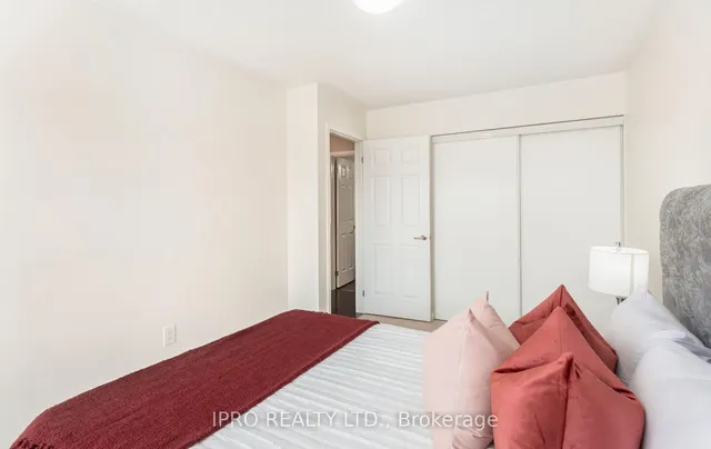 Additional image 33 of 255 Cochrane Terr