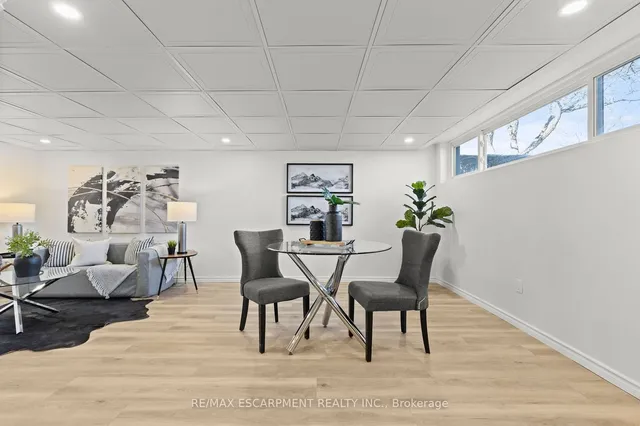 Additional image 25 of 20 Burfield Ave