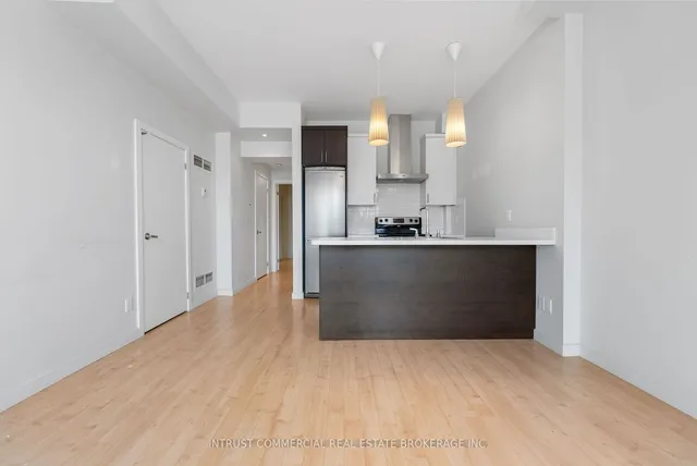 Additional image 25 of 3635 Dundas St