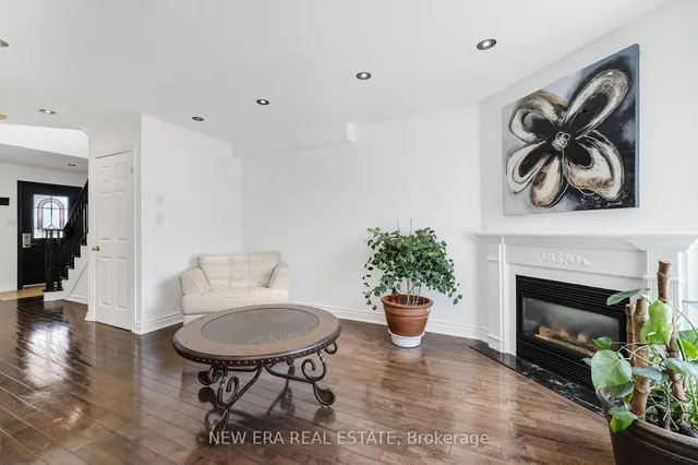 Additional image 6 of 2911 Addison St