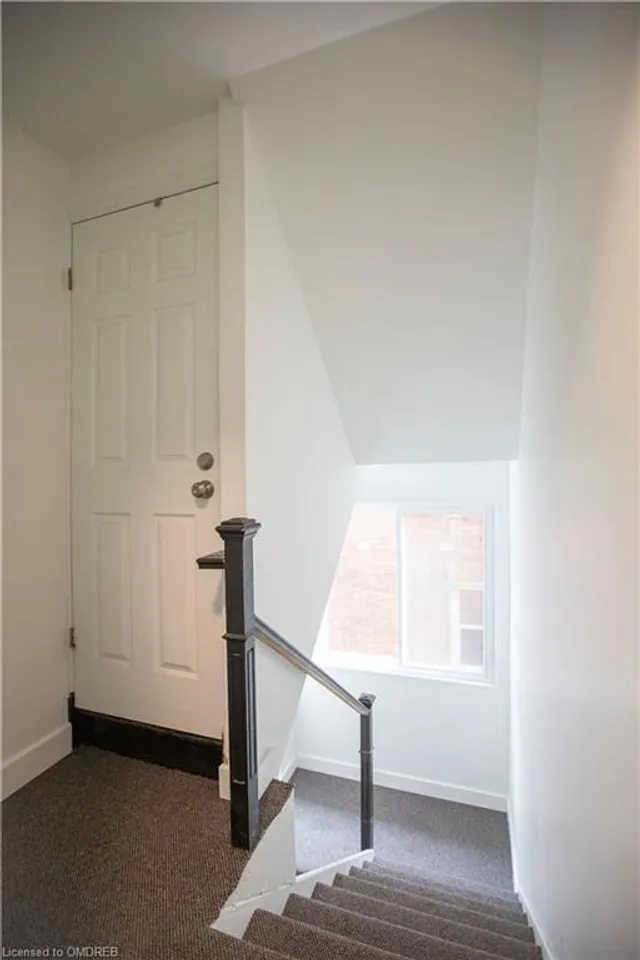 Additional image 16 of 49 Fairleigh Ave