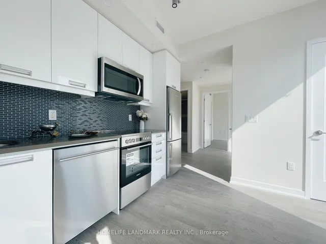 Additional image 15 of 99 John St Unit 1701