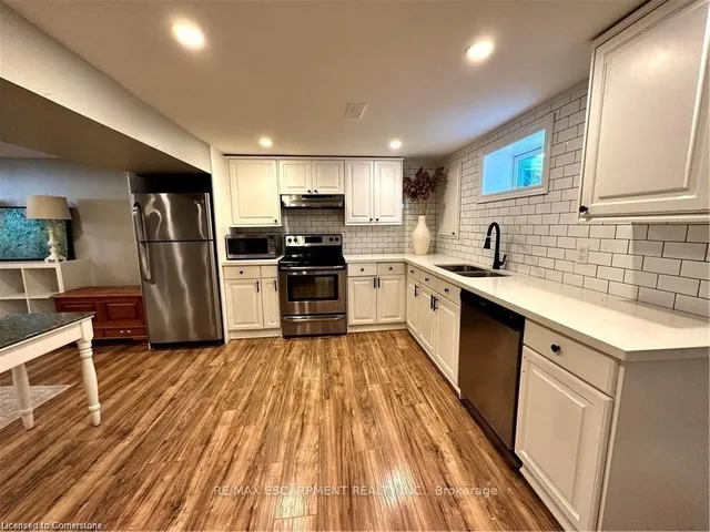 Additional image 18 of 312 East 45th St