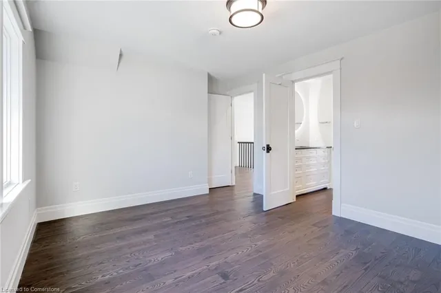 Additional image 33 of 100 Kensington Ave