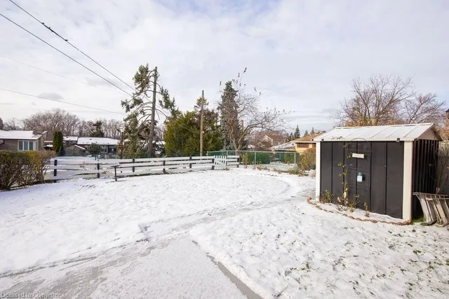 Additional image 28 of 46 Wyngate Ave