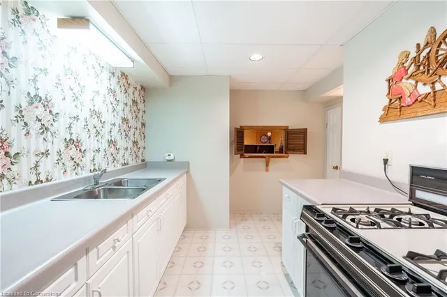 Additional image 33 of 8560 Leeming Rd