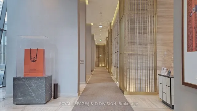 Additional image 36 of 50 Charles St Unit 5502