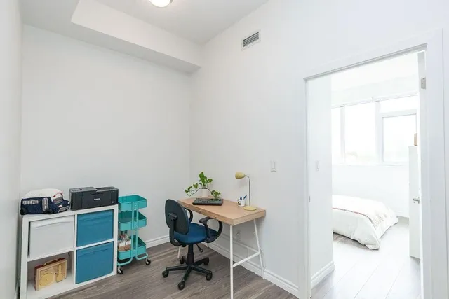 Additional image 16 of 1284 GUELPH Line Unit 417