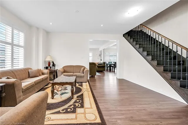Additional image 8 of 3 Aldgate Ave