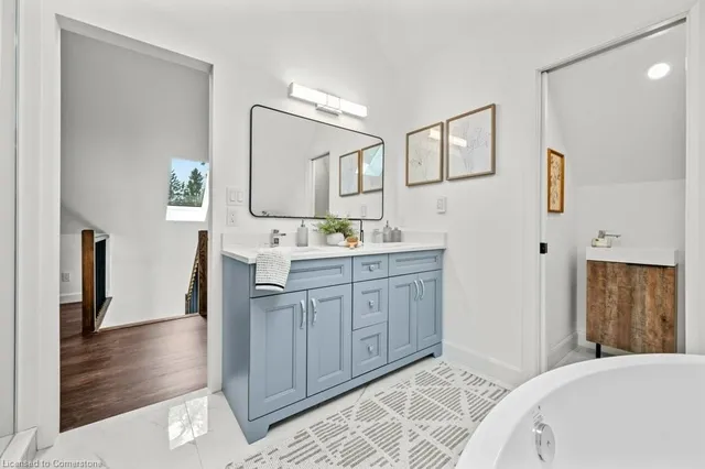 Additional image 38 of 89 Lynden Rd