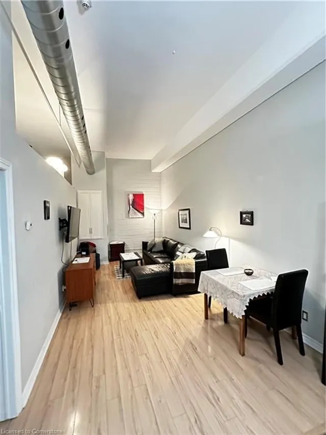 Additional image 10 of 80 King William St Unit 212