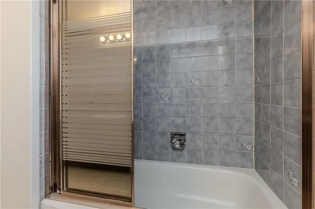 Additional image 42 of 2090 DEER RUN Ave