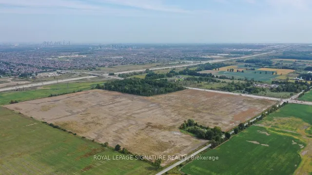 Additional image 36 of 6115 Eighth Line